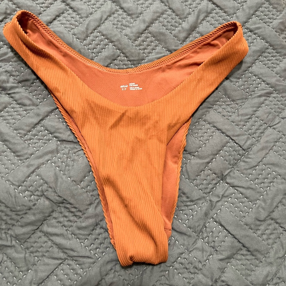 Aerie small rust cheeky bikini bottoms
